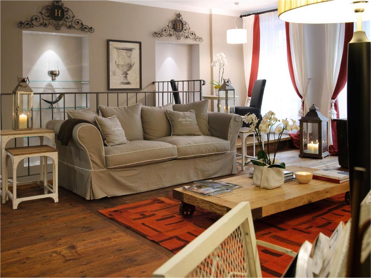 Locanda In Borgo Garni & Wellness Borgo Valsugana Exteriör bild