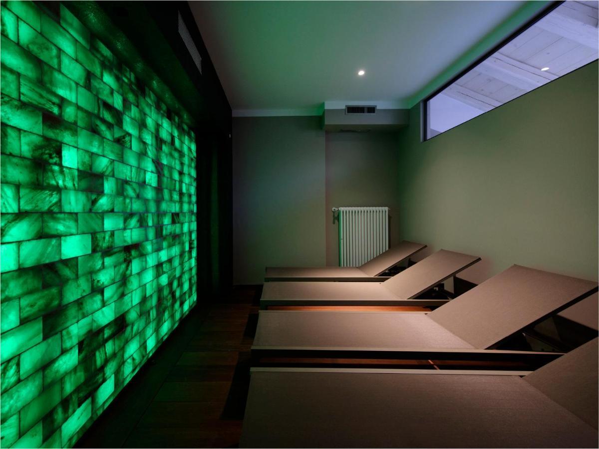Locanda In Borgo Garni & Wellness Borgo Valsugana Exteriör bild